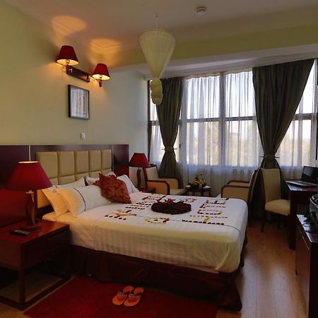 Rahnile Hotel Bahir Dar Luaran gambar