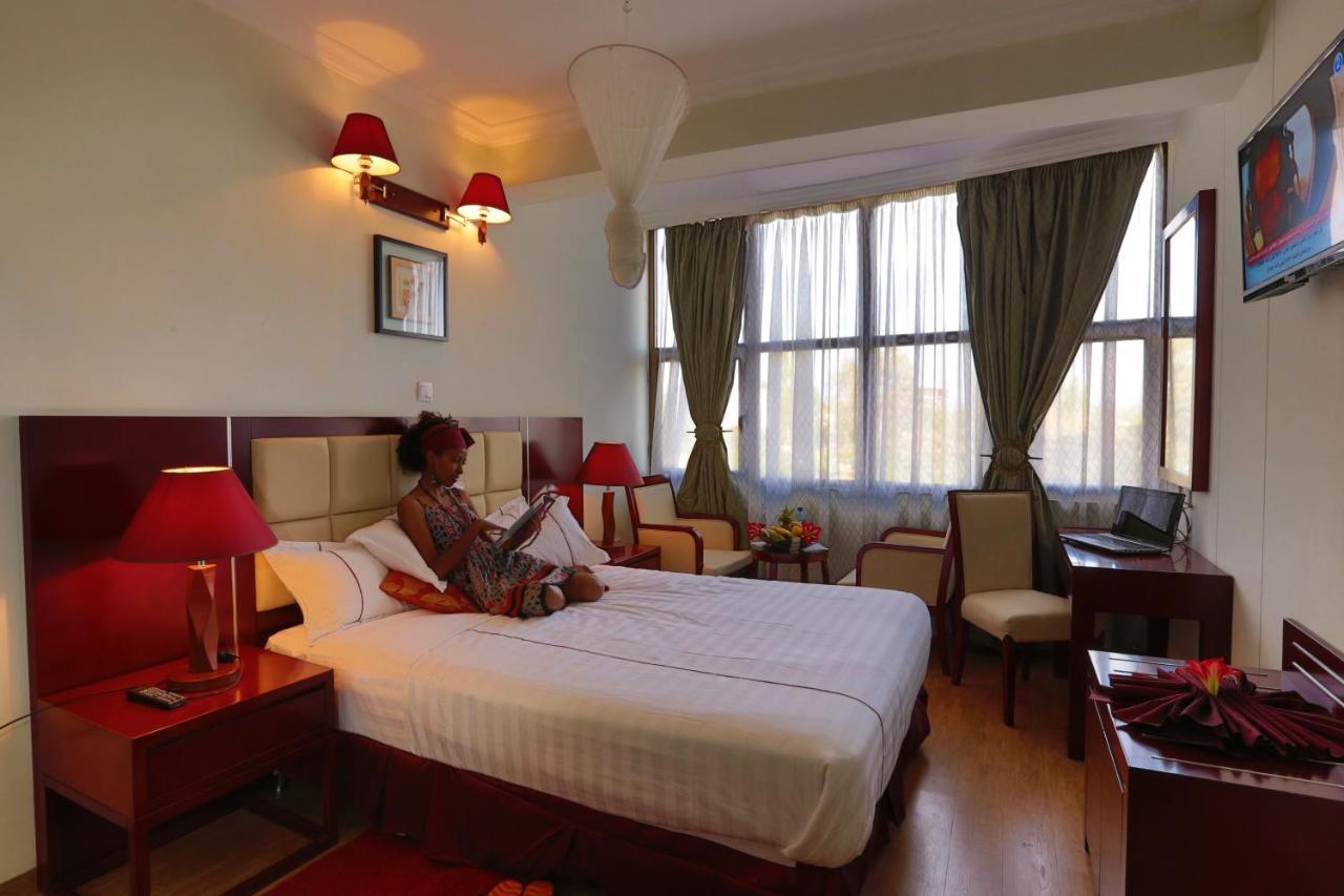 Rahnile Hotel Bahir Dar Luaran gambar